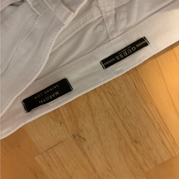 Size 23 Guess Women's Cream Skinny Jeans - Picture 3 of 6